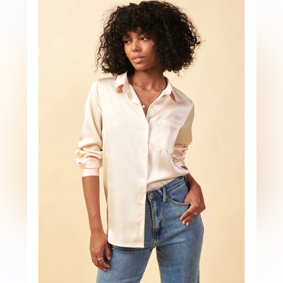 GUC Skies are Blue satin button down shirt in oatmeal. Size 2X - Picture 1 of 13